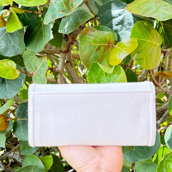 Michael Kors Jet Set Fulton Large Flap Continental Wallet Optic White - Picture 2 of 8